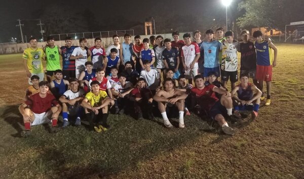 Versus / ¡Terrible! Un jugador de formativas pierde la vida tras ser agredido en pleno partido