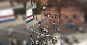 Diario HOY | Disturbios entre hinchas de Luqueño y policías a las afueras del Defensores