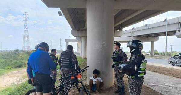 Diario HOY | Recuperan bicicleta robada en el puente Héroes del Chaco y detienen al ladrón