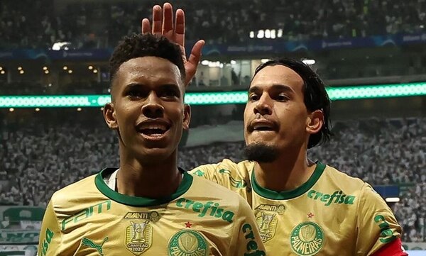 Versus / Liderado por Gómez, Palmeiras arrasa y mete presión al Botafogo