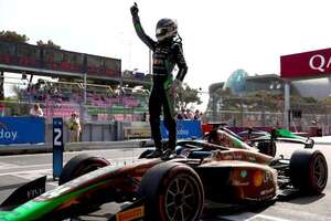 FIA F2-Histórica primera victoria de Duerksen: La foto soñada - ABC Motor 360 - ABC Color