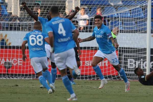 Napoli vuelve a la cumbre, Inter sufre en Monza - Fútbol Internacional - ABC Color