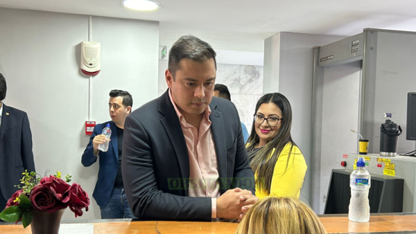 “La política está degenerando a la justicia”