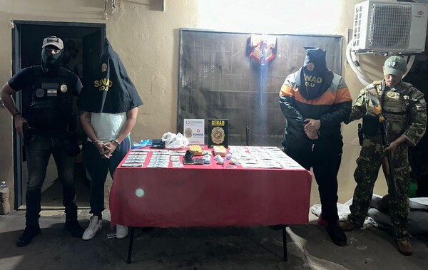 Sacan de circulación 20 mil dosis de drogas y capturan a elementos del clan Rotela en Central - .::Agencia IP::.