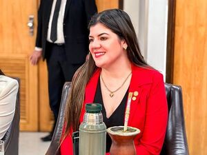 ¿Dónde está Bettina?, la gran duda del ex equipo político de la diputada