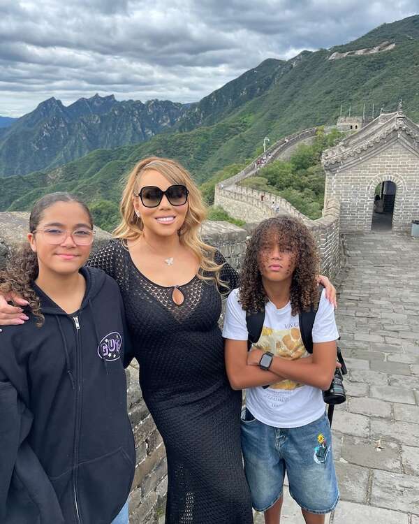 Mariah Carey reaparece con sus mellizos tras la muerte de su hermana y su madre - Gente - ABC Color