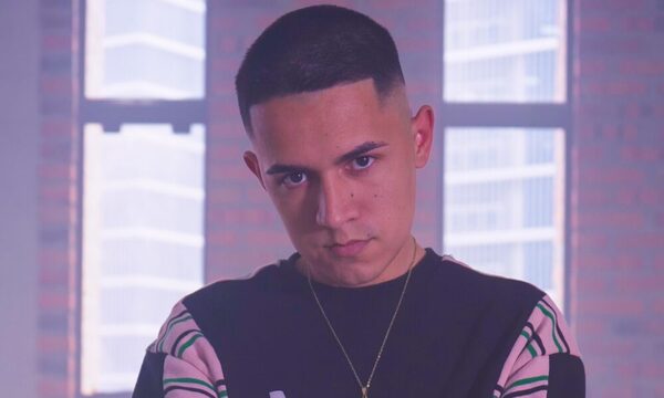 [VIDEO] ¡Cantante lanzó la versión en trap de “Areko 4 kuña”!