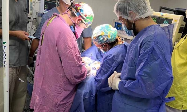 Recién nacida prematura supera compleja cirugía de gastrosquisis en Coronel Oviedo – Prensa 5