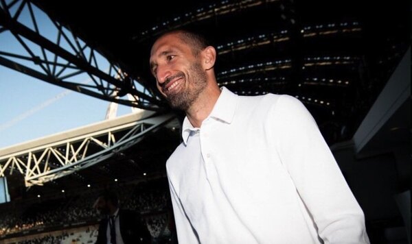 Versus / Chiellini regresa a la Juventus como directivo