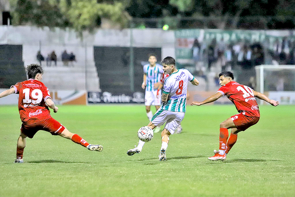 3 de Febrero rescata un punto de oro en estadio la Arboleda - La Clave
