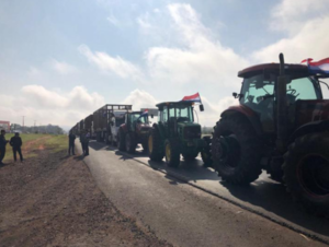 Productores de caña protestarán en Asunción con tractores y cosechadoras - Portal Digital Cáritas Universidad Católica