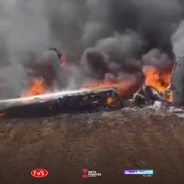 ENCUENTRAN UNA AVIONETA INCENDIADA EN CAAZAPÁ Y PRESUMEN DE NARCOS - TVS