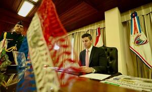 Ejecutivo firma decreto que impulsa la industria metalúrgica paraguaya - ADN Digital