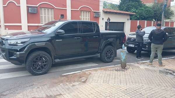 Incautación de camioneta clonada en manos de la Senad: esto dice el ministro Jalil Rachid - Nacionales - ABC Color