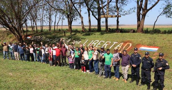 La Nación / Marina Cué: dejaron de ser ocupantes y hoy son colonos beneficiarios de la reforma agraria