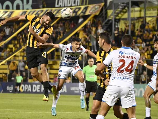 Guaraní vs. Nacional: El gol se ausentó en Dos Bocas - Fútbol - ABC Color