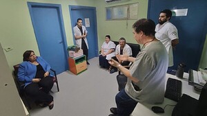 Parlamentarios mediarán en crisis entre el IPS y cirujanos pediátricos