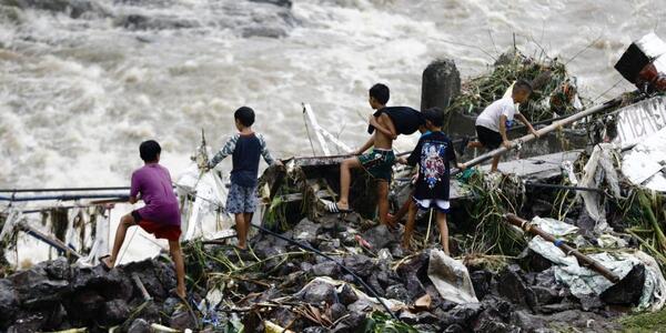 Subió a más de 500 el número de muertos en el sudeste asiático debido al paso del tifón Yagi - .::Agencia IP::.