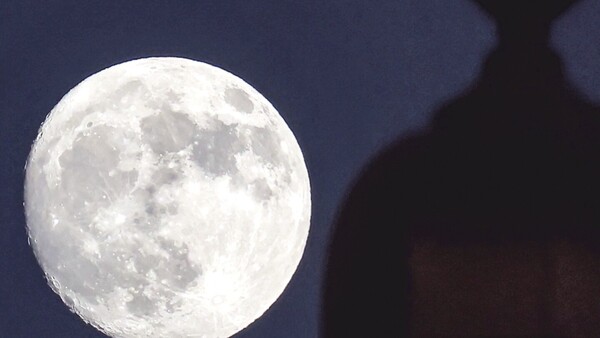 Esta noche hay eclipse y eso podría influir en tu ánimo