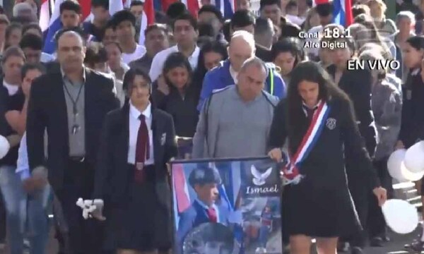 Familiares, amigos y la comunidad de Altos despiden a Ismael, fallecido en una gresca de fútbol juvenil – Prensa 5
