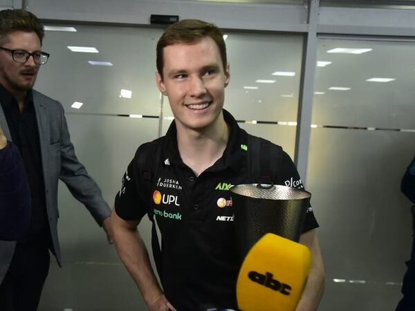 Joshua Duerksen y el sueño de la Fórmula 1: “Que me echen un ojo” - ABC Motor 360 - ABC Color