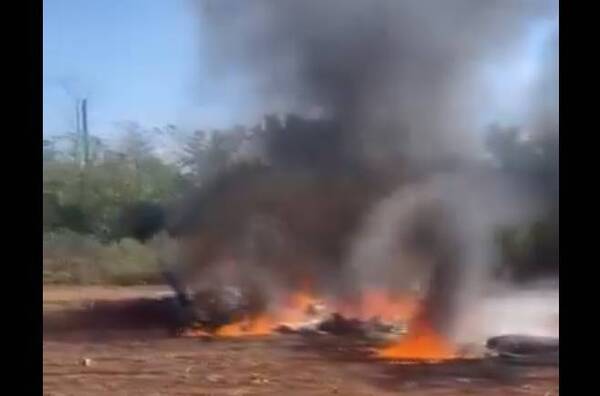 Investigadores andan calculando que avioneta aterrizó apúrope y ahí la convirtieron en “toro candil”