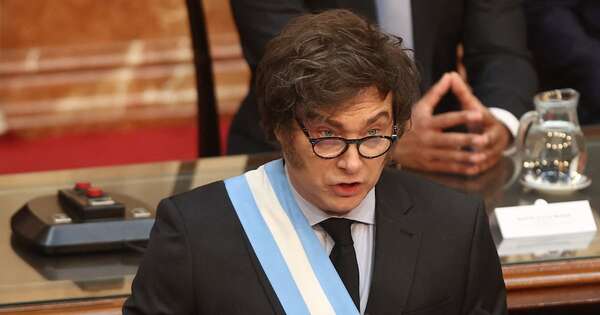 La Nación / Milei: “Vetaremos todos los proyectos que atenten contra el equilibrio fiscal”