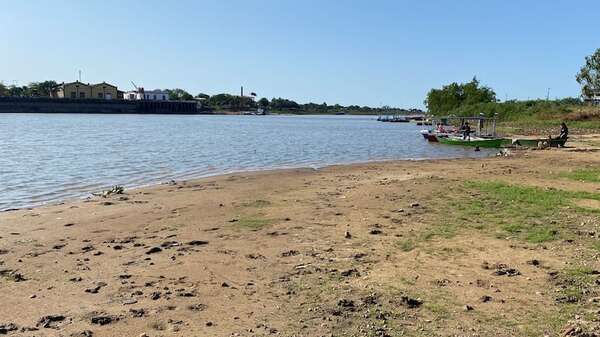 Concepción: cada vez más crítica la navegación por el bajo nivel del río Paraguay - Nacionales - ABC Color