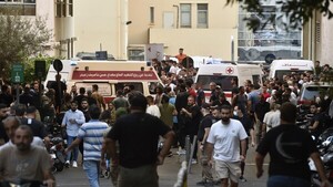 Hezbolá y Gobierno libanés acusan a Israel de la explosión masiva de bíperes
