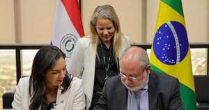 La Nación / Claudia Centurión asumió como miembro del Consejo de Itaipú