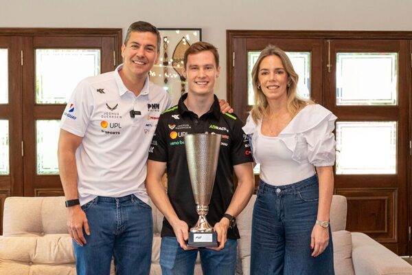 Joshua Duerksen destaca fue recibido por el presidente Peña y motiva a jóvenes a “soñar en grande” - El Trueno