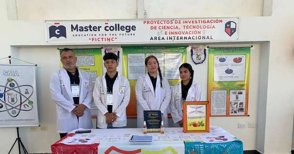 La Nación / Estudiantes paraguayos presentaron jarabe natural y ganaron competencia científica en Colombia