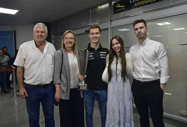 Tras ganar en la Fórmula 2: Joshua sonríe y contagia a todos - ABC Motor 360 - ABC Color