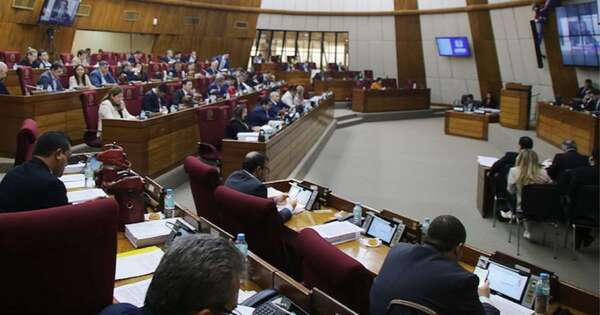 La Nación / Eliminarán formulario que facilitaba planillerismo
