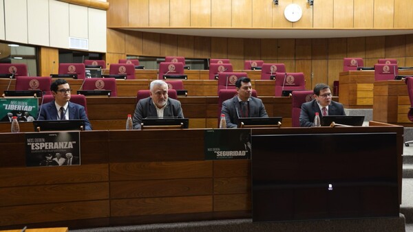 Denuncian que datos privados de la CBI se repartieron a los operadores