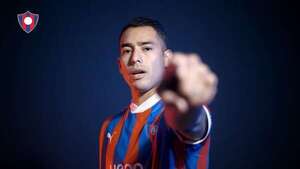Cerro Porteño presentó a Sergio Araújo: “Estoy en el Barrio” - Cerro Porteño - ABC Color