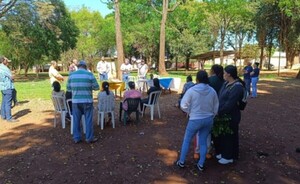 Reunión para la regularización del servicio eléctrico en  exFinca 66