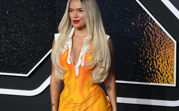 Karol G y Bad Bunny encabezan nominados de los Latin Grammy - La Clave
