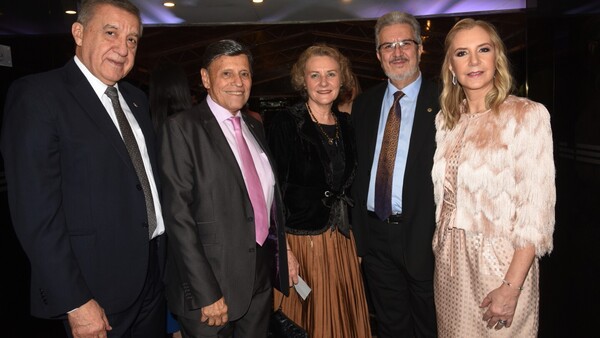Cena por el Día de la Industria en la UIP