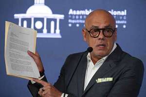 González dice que acató bajo “coacción” reelección de Maduro para salir de Venezuela - Mundo - ABC Color