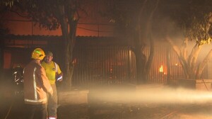 Ypané: despensa fue consumida por completo por las llamas - trece