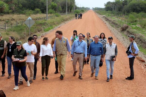 Prosiguen las visitas a las comunidades indígenas