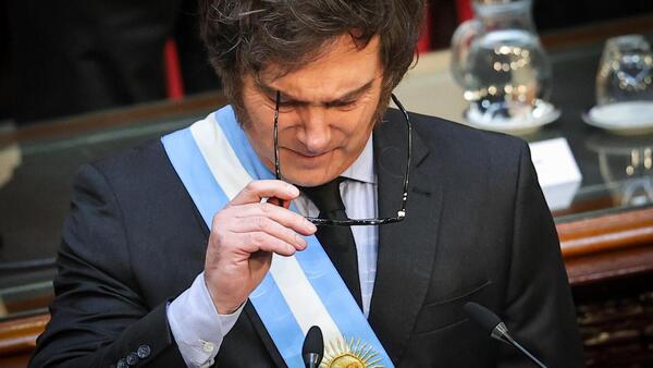 PIB de Argentina se contrae 1,7% en 2do trimestre y se profundiza la recesión