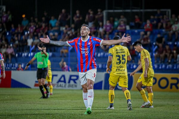 Cerro con angustia triunfa en tanda de penales ante Recoleta