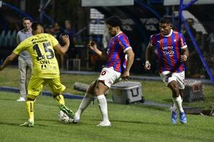 Vídeo: ¿Cómo se retiro Manolo Jiménez del Luis A. Giagni? - Fútbol - ABC Color