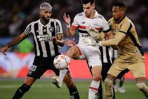 Botafogo no puede con un rocoso São Paulo y deja todo abierto para la vuelta - Fútbol Internacional - ABC Color