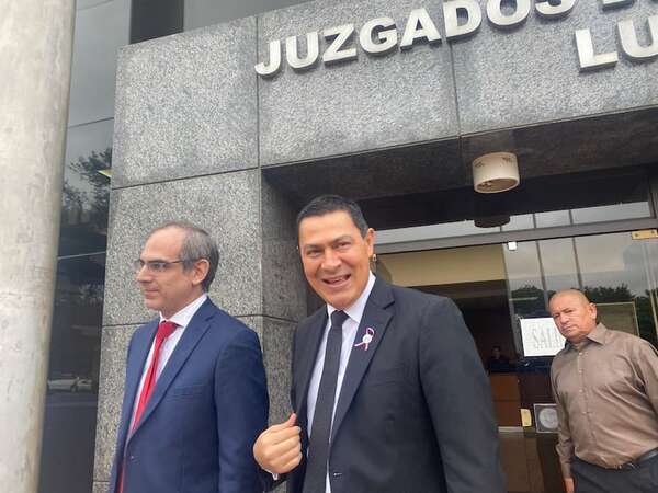 El intendente imputado de Luque recusa a agente fiscal - Política - ABC Color