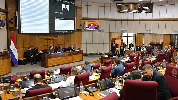Critican filtración de documentos y exigen sesiones abiertas de la CBI