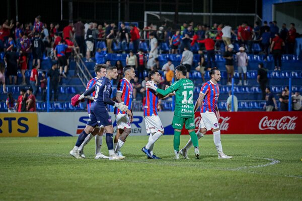 Cerro Porteño sufre en exceso para avanzar en la Copa Paraguay - .::Agencia IP::.