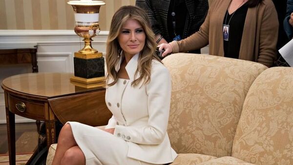 Ex primera dama de EEUU Melania Trump se enorgullece de sus desnudos fotográficos